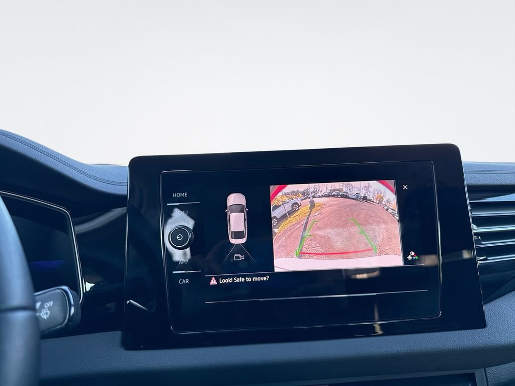 Used 2025 Volkswagen Jetta S image 22