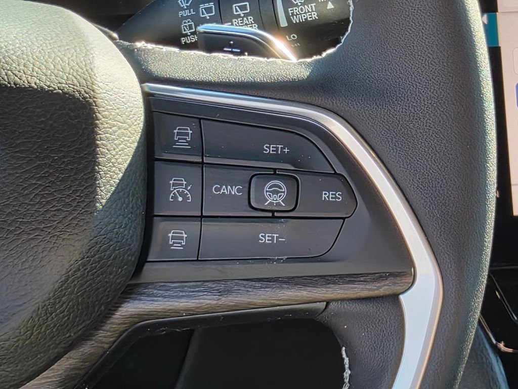 New 2026 Jeep Grand Cherokee Limited image 16