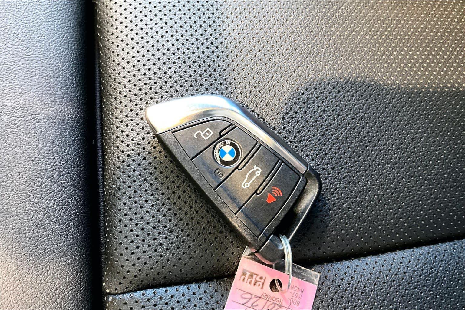 Used 2026 BMW 330i Sedan RWD image 14