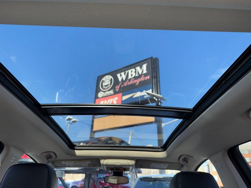 Used 2021 GMC Terrain SLT image 30