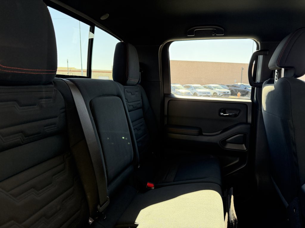 Used 2024 Nissan Frontier PRO-4X w/ Off-Road Protection Package image 37