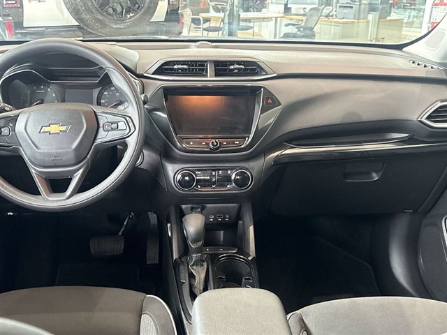 Certified 2022 Chevrolet TrailBlazer LT w/ Convenience Package FWD image 19