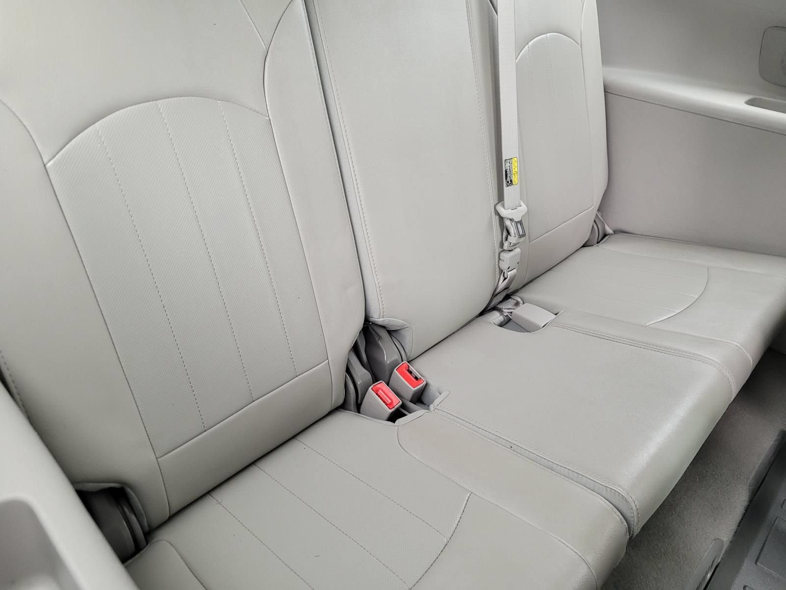 Used 2017 Buick Enclave Leather w/ Trailering Package FWD image 15