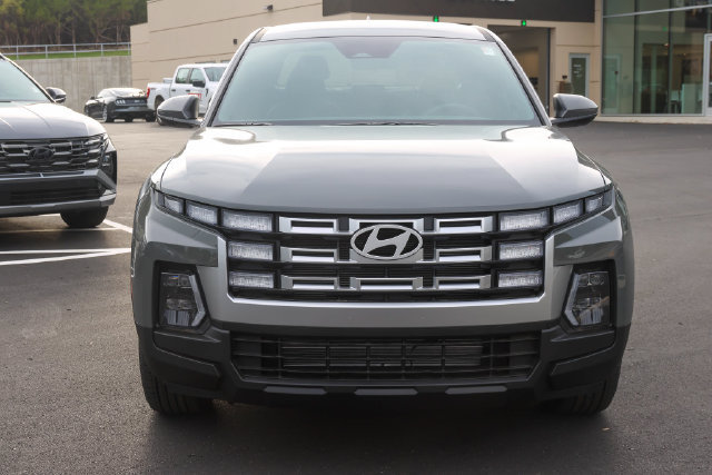 New 2027 Hyundai Santa Cruz SE AWD/4WD image 2
