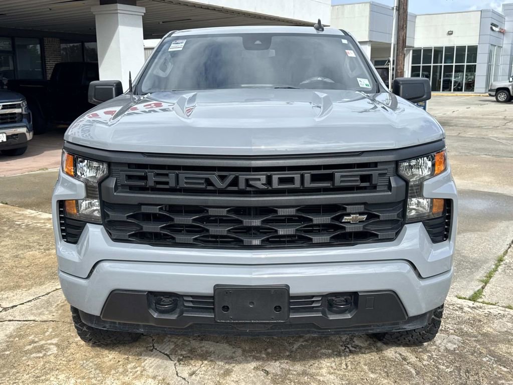 Used 2025 Chevrolet Silverado 1500 Custom AWD/4WD image 3