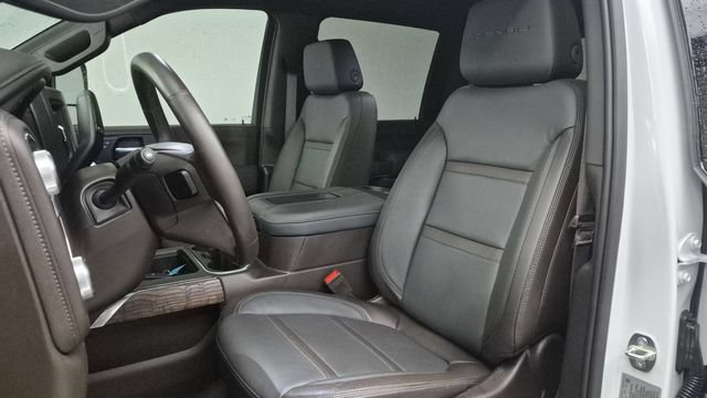 Used 2022 GMC Sierra 3500 Denali w/ Denali Ultimate Package AWD/4WD image 14