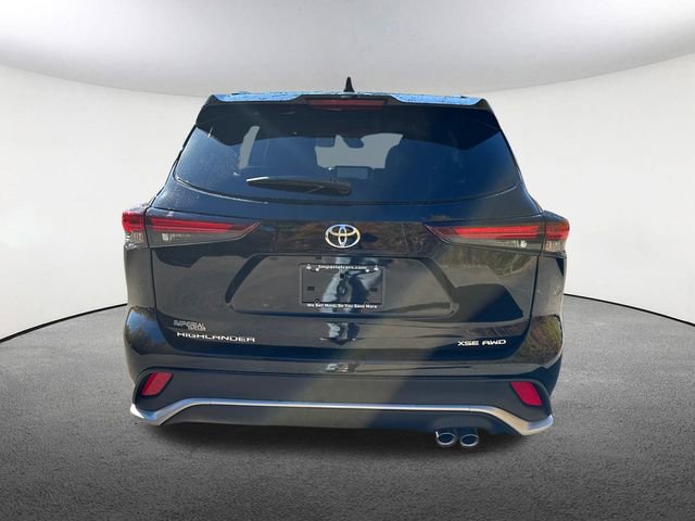 New 2026 Toyota Highlander XSE image 11