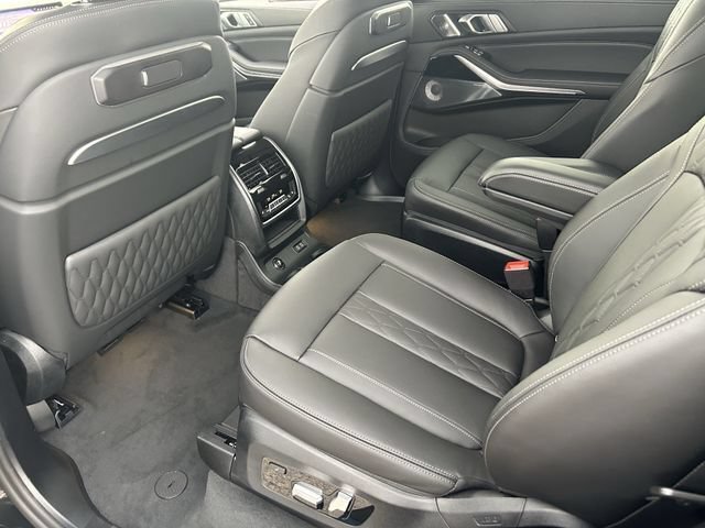 New 2026 BMW ALPINA XB7 AWD/4WD image 17
