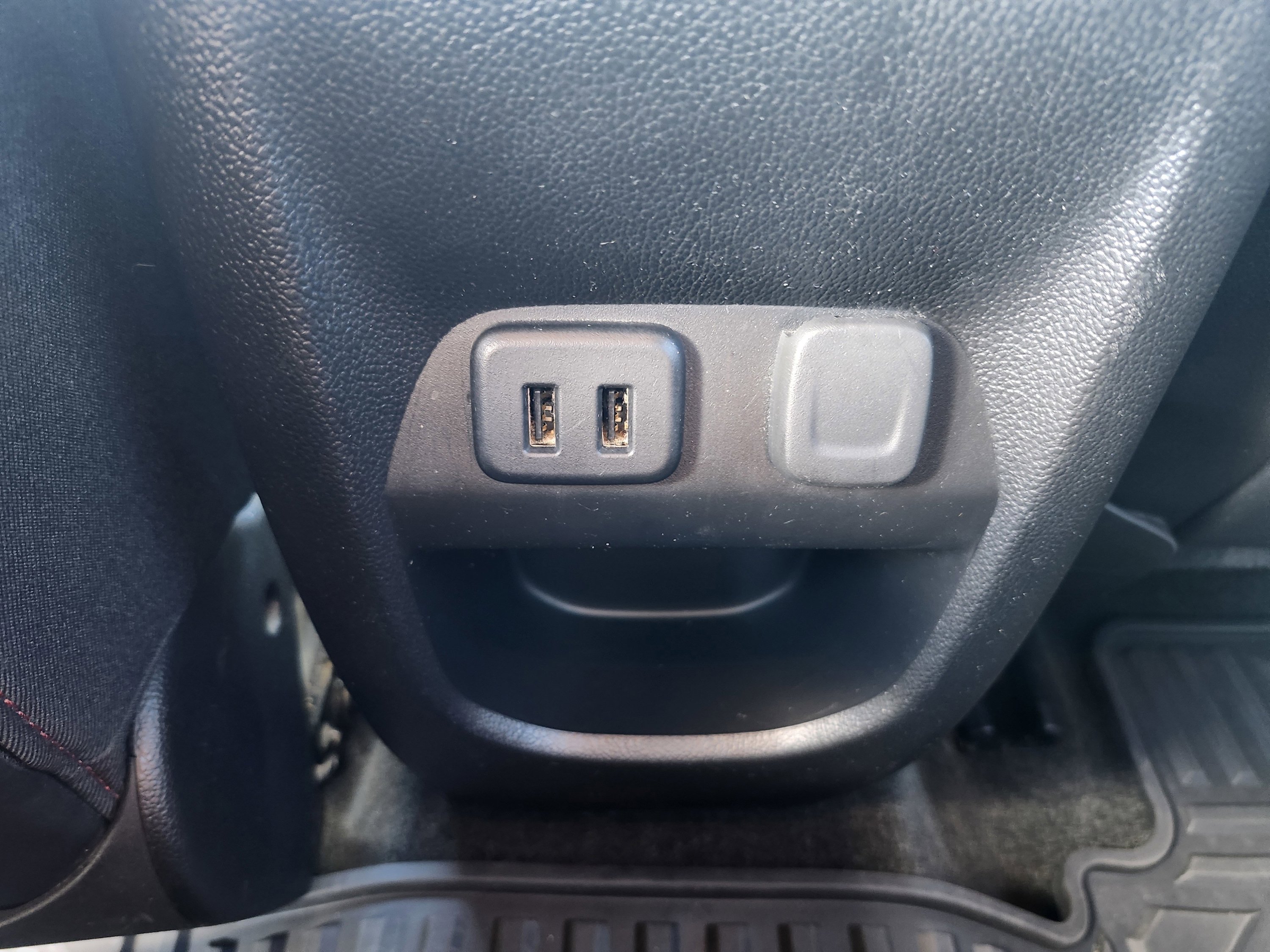 Used 2018 GMC Canyon All Terrain w/ Trailering Package image 31