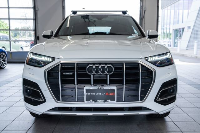 Used 2021 Audi Q5 Prestige w/ Prestige Package AWD/4WD image 2