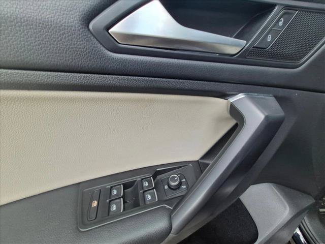 Used 2021 Volkswagen Tiguan SE R-Line FWD image 7