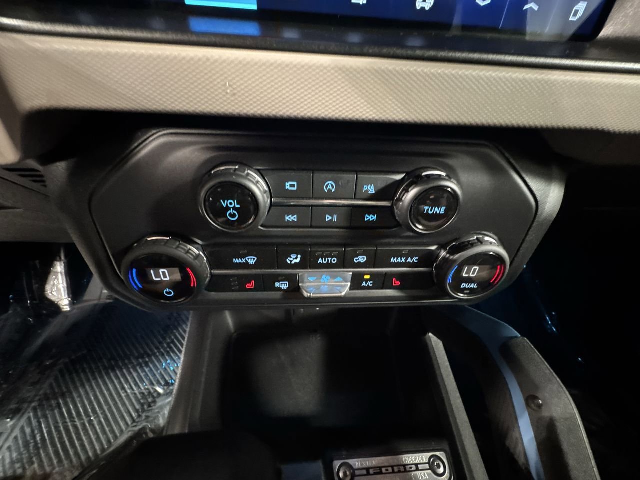 Used 2023 Ford Bronco Wildtrak image 26