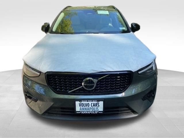 New 2026 Volvo XC40 B5 Ultra w/ Protection Package Premier AWD/4WD image 2