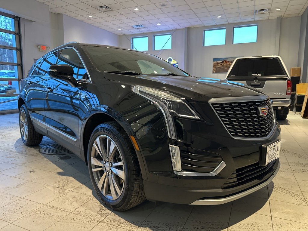 Used 2025 Cadillac XT5 Premium Luxury