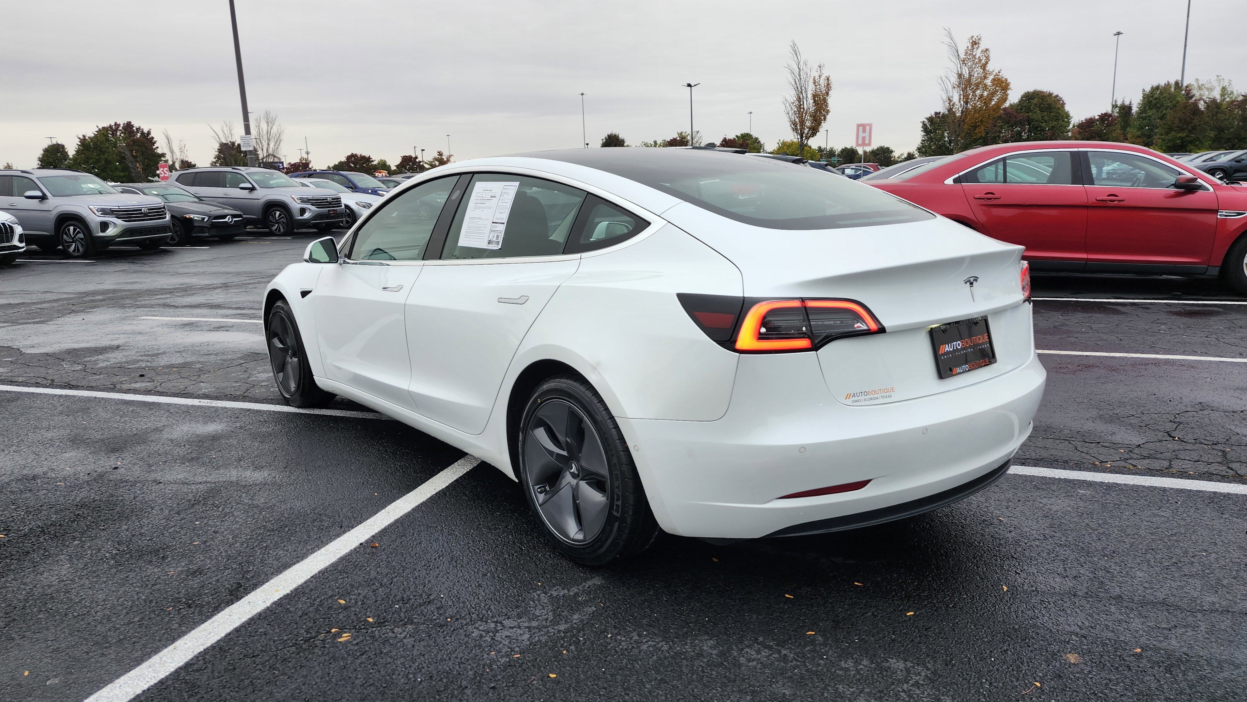Used 2019 Tesla Model 3 Standard Range Plus image 8