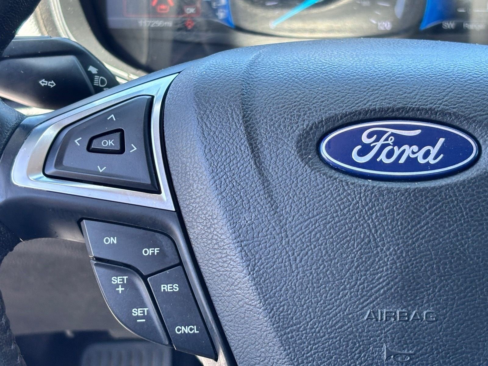 Used 2018 Ford Fusion SE w/ Equipment Group 601A FWD image 19