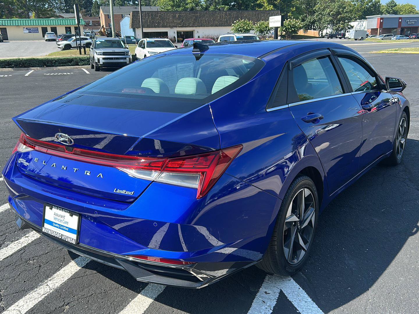 Certified 2023 Hyundai Elantra Limited w/ Cargo Package FWD image 8