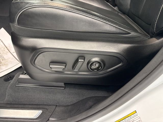 Used 2023 Jeep Grand Cherokee Overland image 16