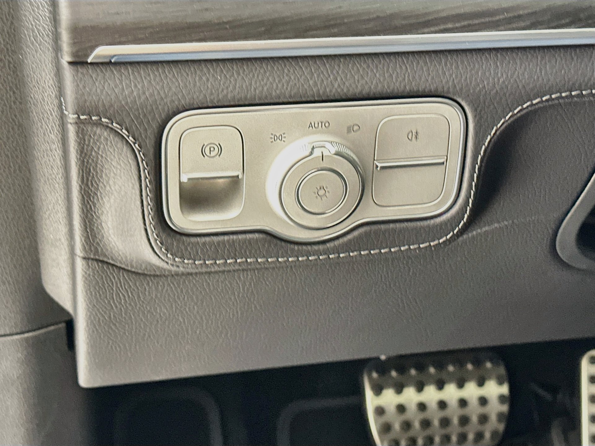 New 2027 Mercedes-Benz GLS 450 4MATIC image 11