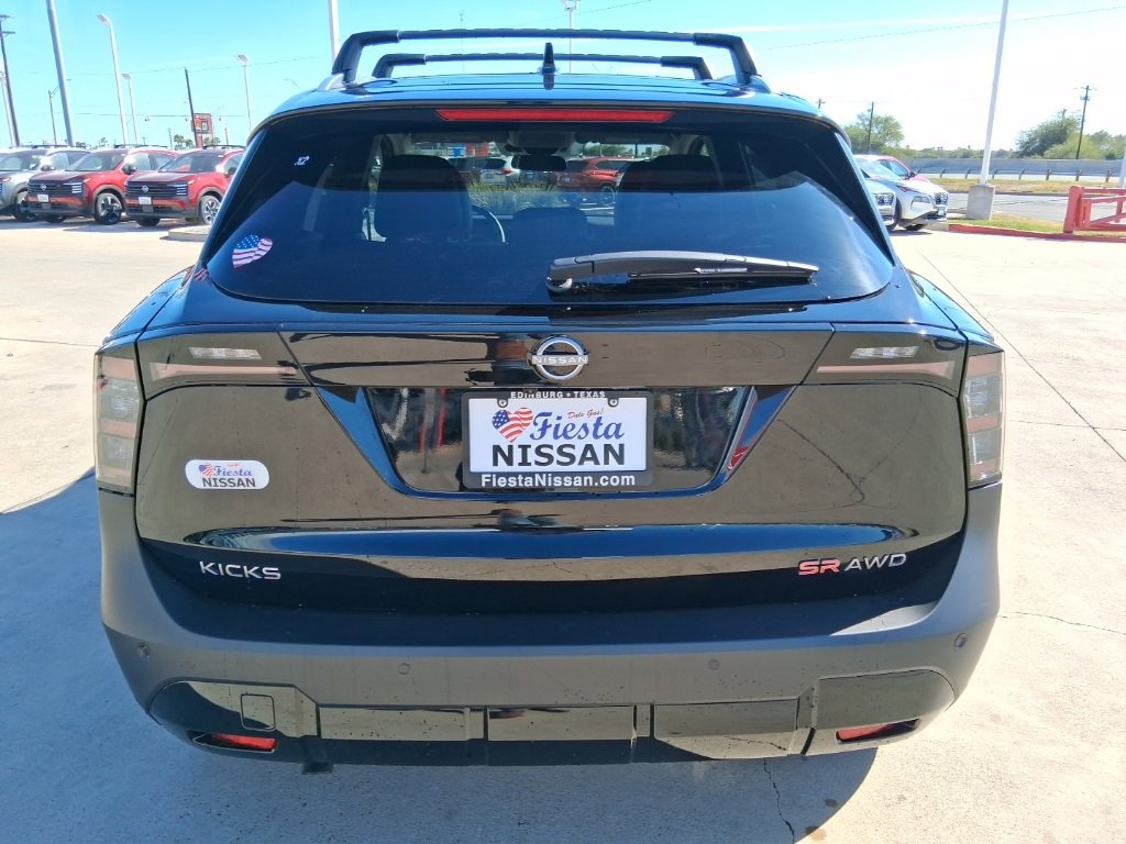 New 2026 Nissan Kicks SR w/ Cold Weather Package image 5