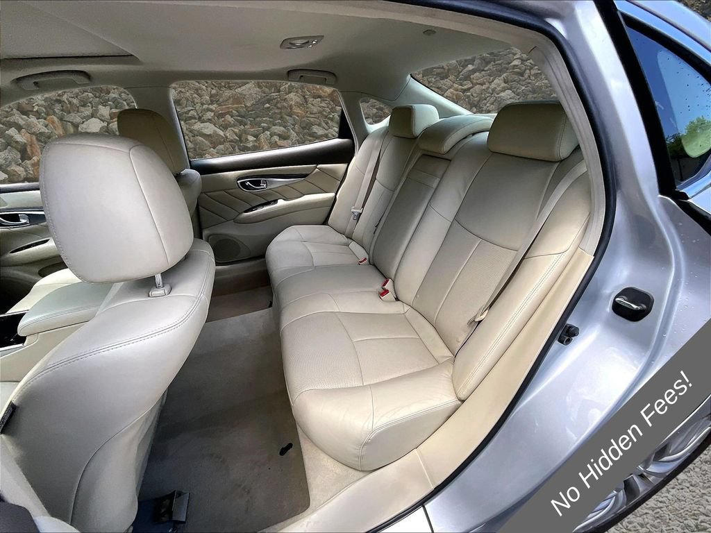 Used 2015 INFINITI Q70 L 3.7 RWD image 23