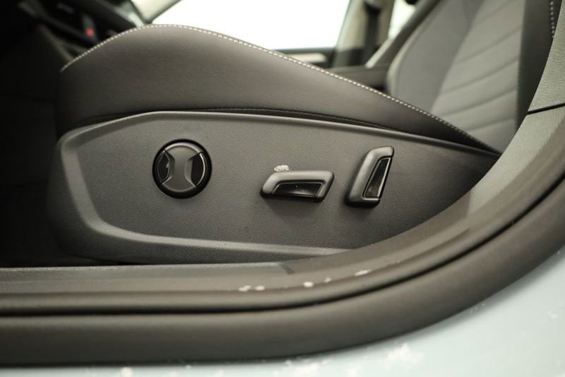 New 2026 Volkswagen Jetta SE image 11