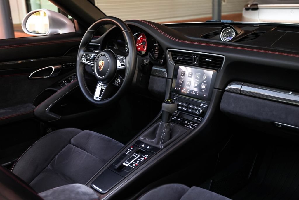 Used 2018 Porsche 911 Targa 4 GTS w/ GTS Interior Package AWD/4WD image 41
