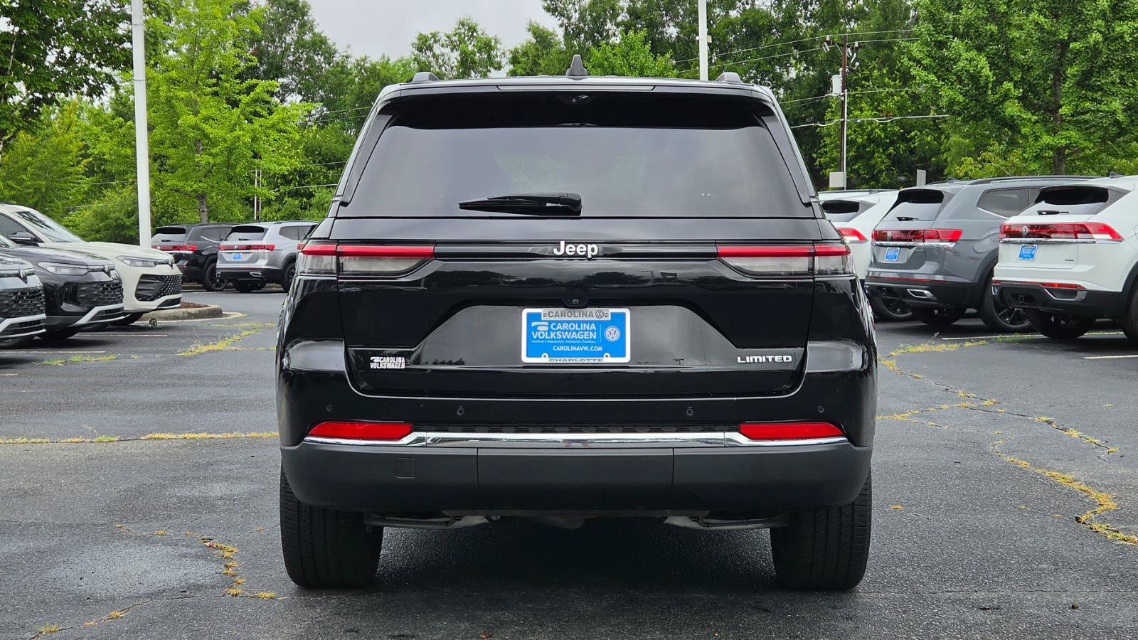 Used 2025 Jeep Grand Cherokee Limited w/ Luxury Tech Group II RWD image 4