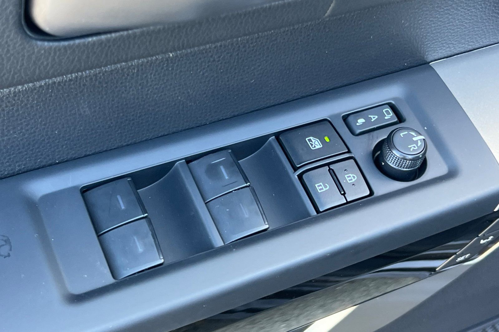 New 2026 Toyota Tundra Limited image 14