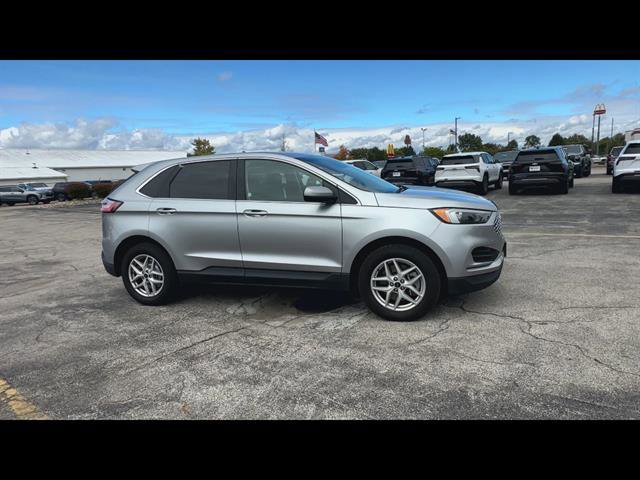 Used 2024 Ford Edge SEL image 25