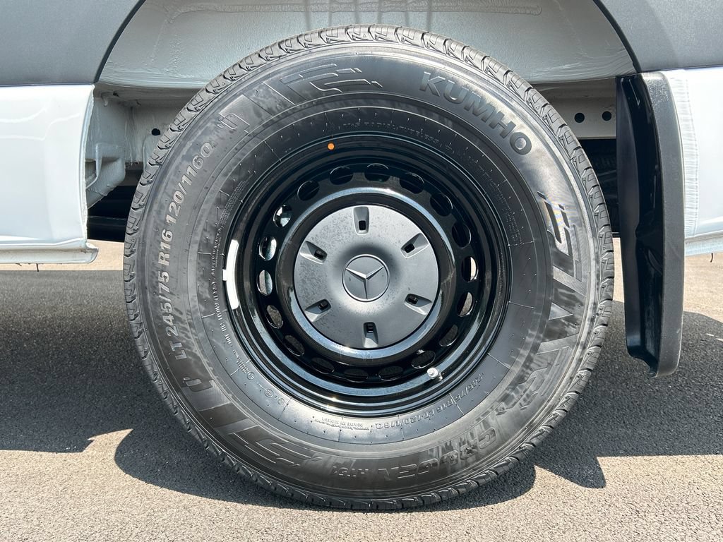New 2026 Mercedes-Benz Sprinter 2500 image 30