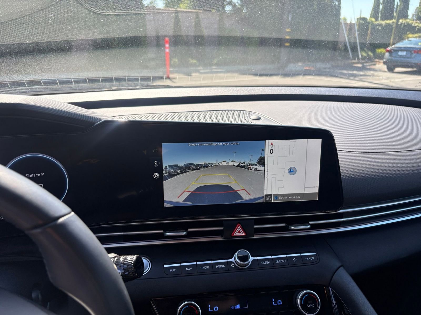 Used 2025 Hyundai Elantra SEL FWD image 23