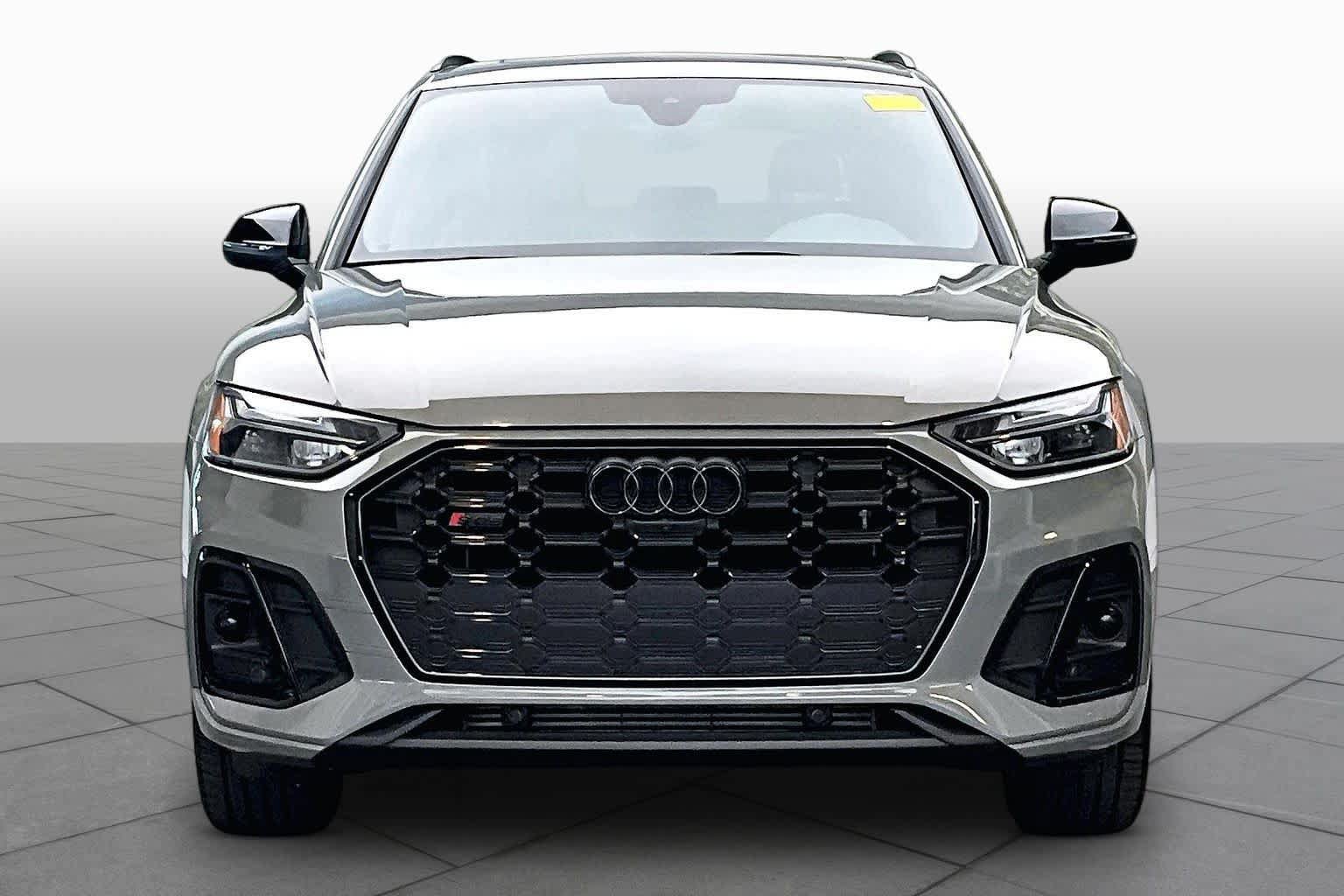 Used 2022 Audi SQ5 Premium Plus w/ Premium Plus Package AWD/4WD image 4