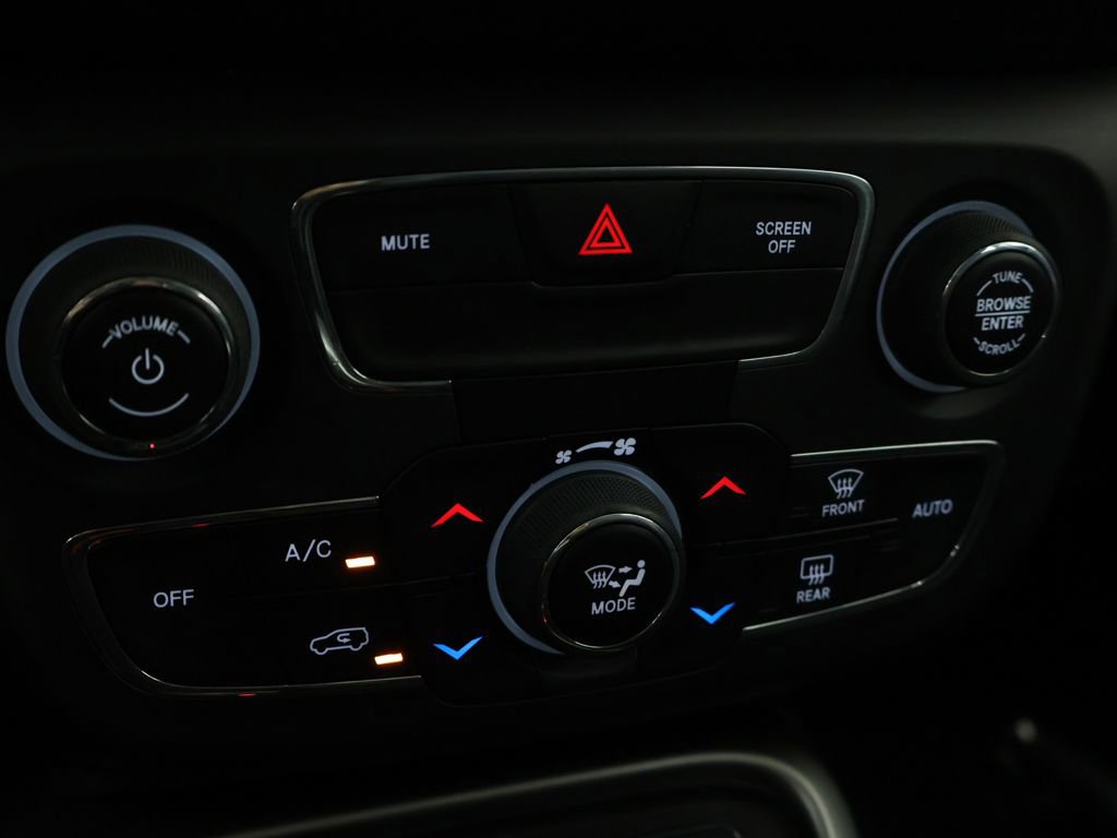 Used 2019 Jeep Compass Latitude AWD/4WD image 42