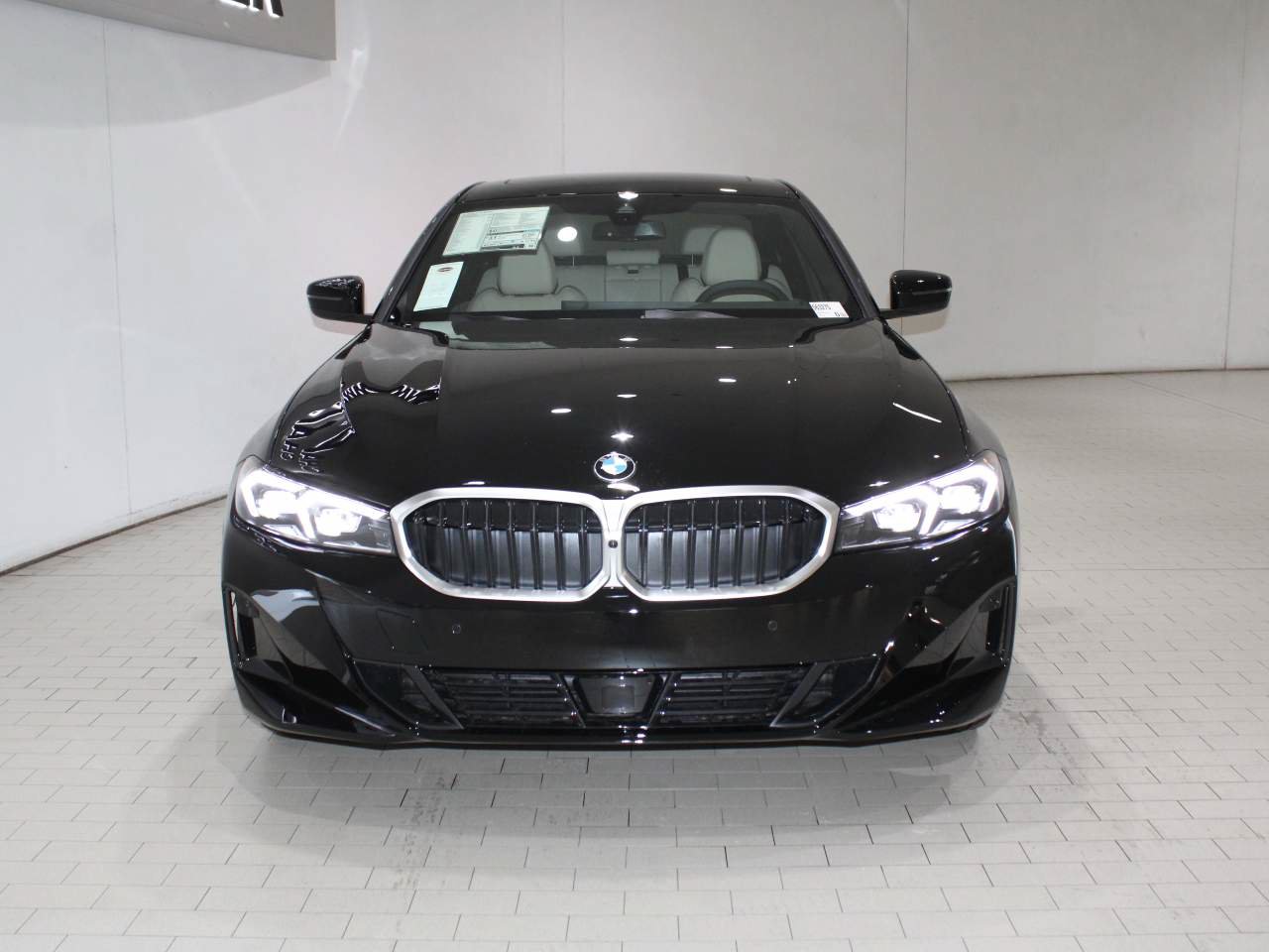 Used 2026 BMW 330i Sedan w/ Convenience Package RWD image 9