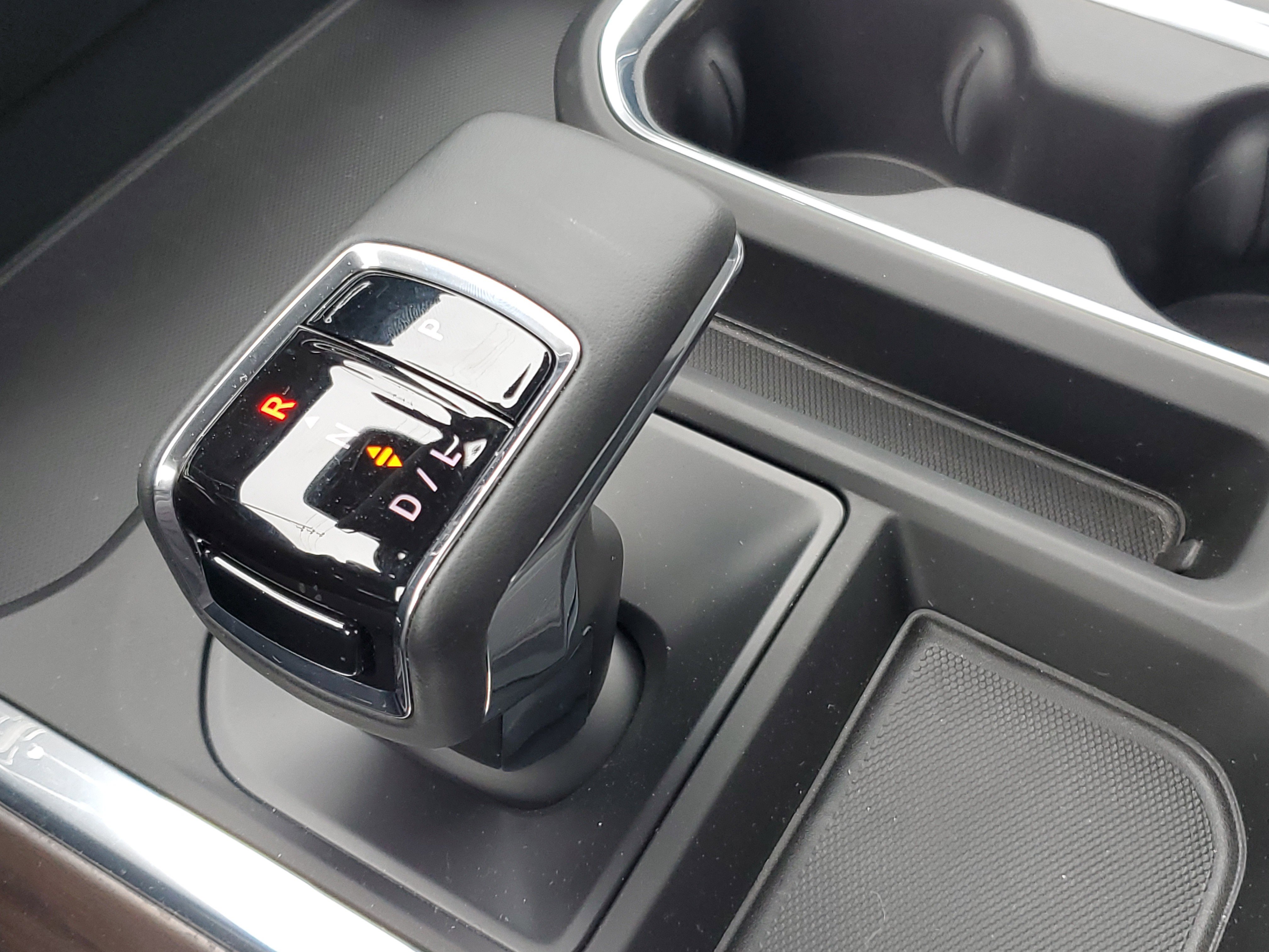 Used 2025 GMC Sierra 1500 SLT w/ SLT Premium Plus Package image 29