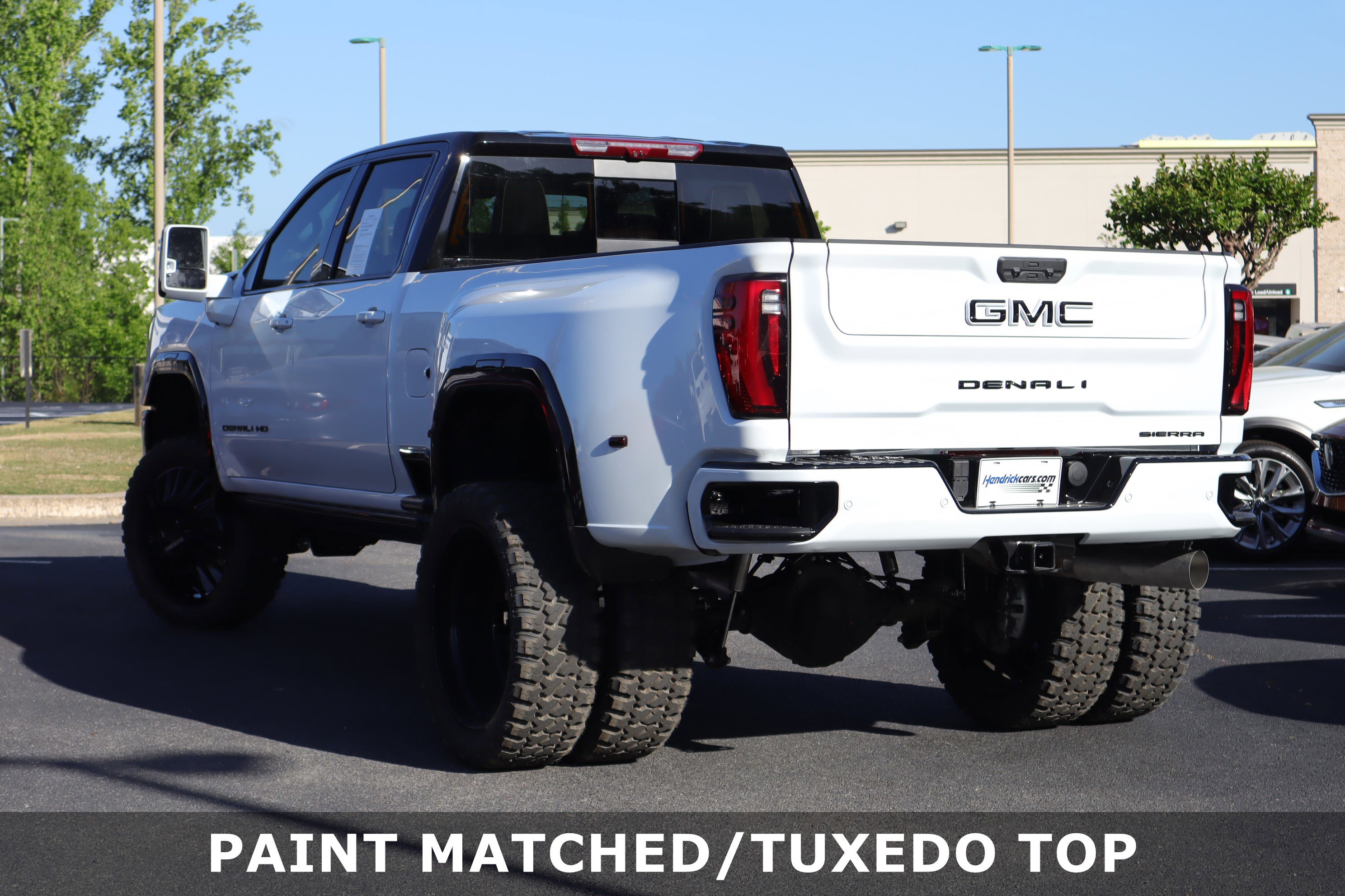 Used 2026 GMC Sierra 3500 Denali Ultimate w/ LPO, Black Badging Package image 5