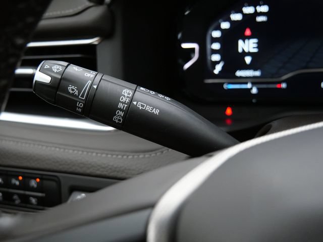 Used 2023 GMC Yukon XL Denali AWD/4WD image 29