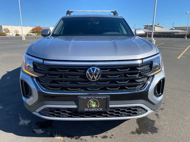 Used 2024 Volkswagen Atlas Cross Sport SE image 9