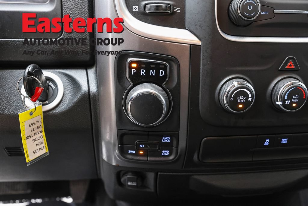 Used 2024 RAM 1500 Classic SLT AWD/4WD image 12