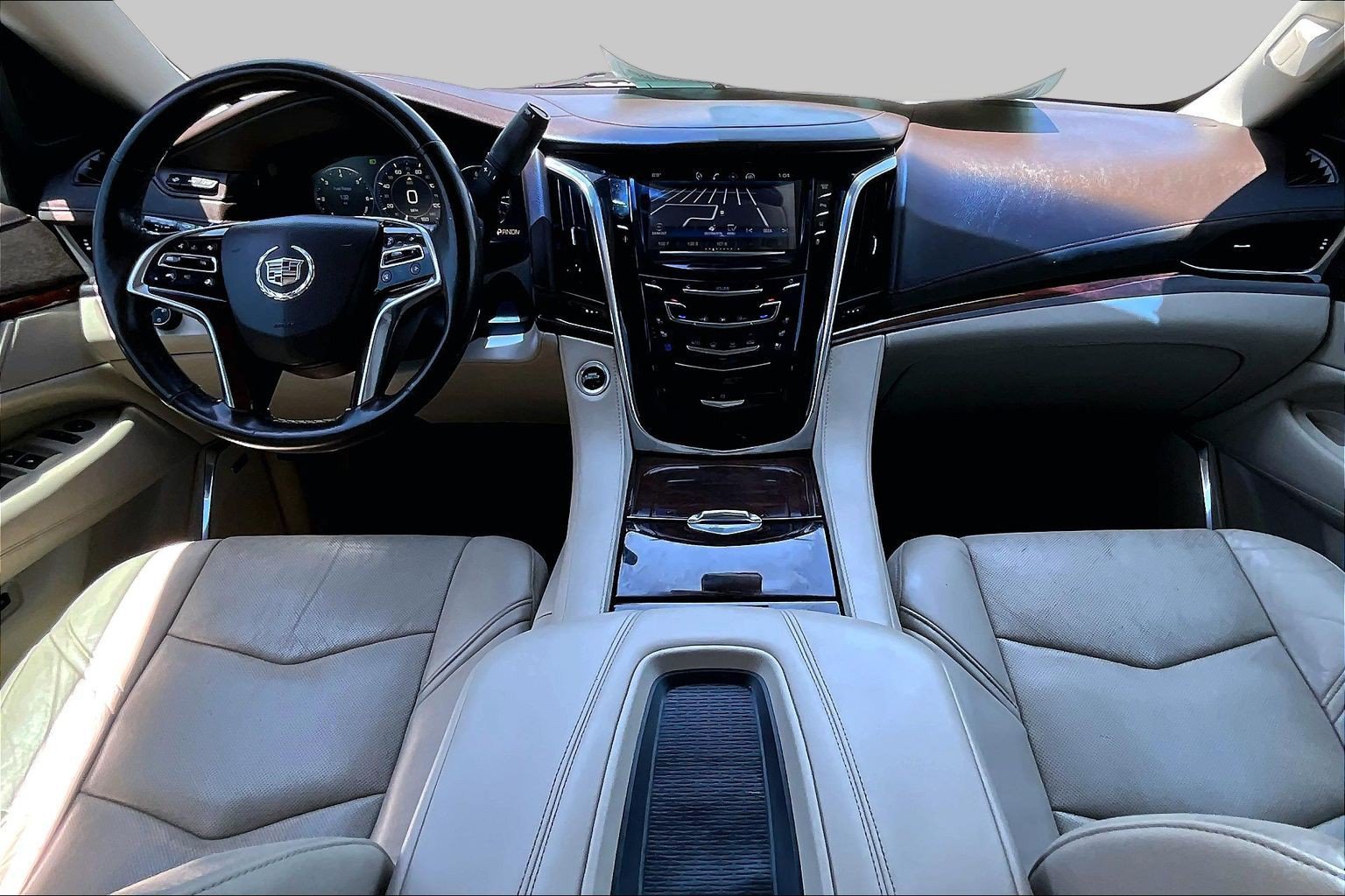 Used 2015 Cadillac Escalade ESV Luxury AWD/4WD image 14