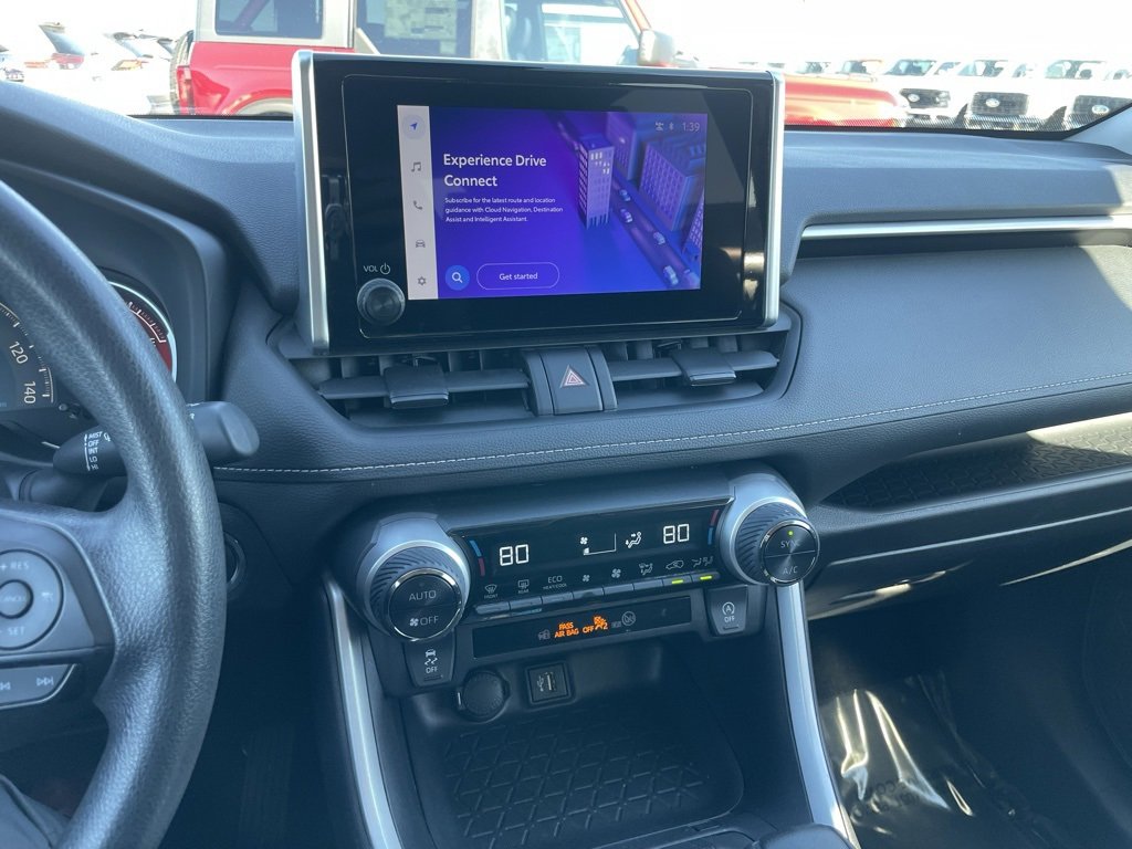 Used 2024 Toyota RAV4 XLE image 10