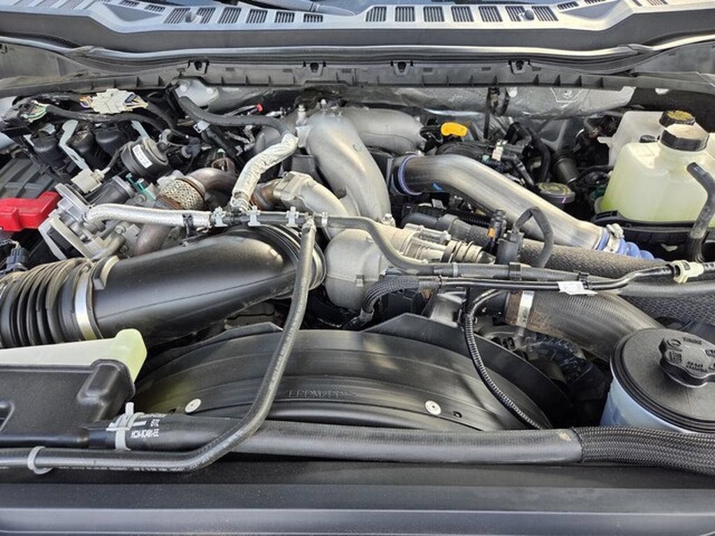 Used 2025 Ford F350 XLT w/ FX4 Off-Road Package AWD/4WD image 29