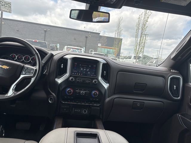 Used 2019 Chevrolet Silverado 1500 LTZ w/ LTZ Plus Package image 27