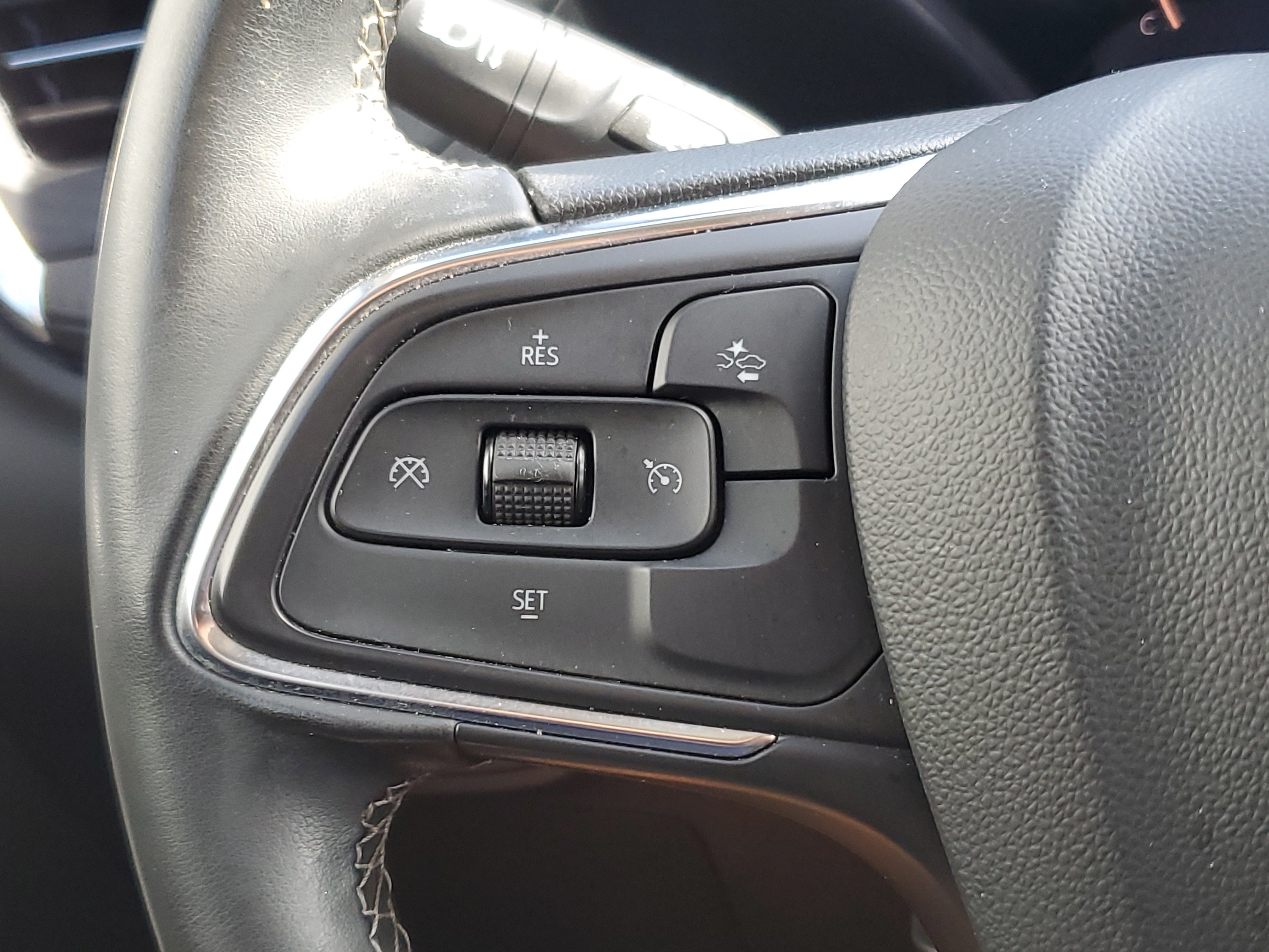 Used 2024 Buick Encore GX Preferred FWD image 23