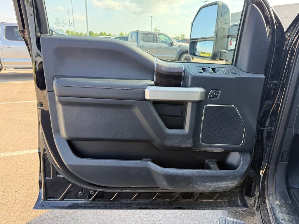 Used 2022 Ford F250 Lariat w/ Tremor Off-Road Package image 6