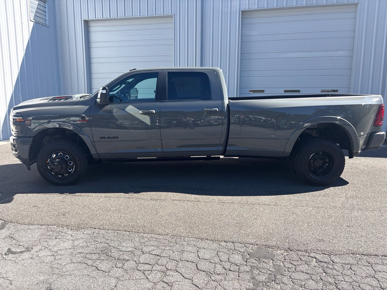 New 2027 RAM 3500 Laramie AWD/4WD image 2