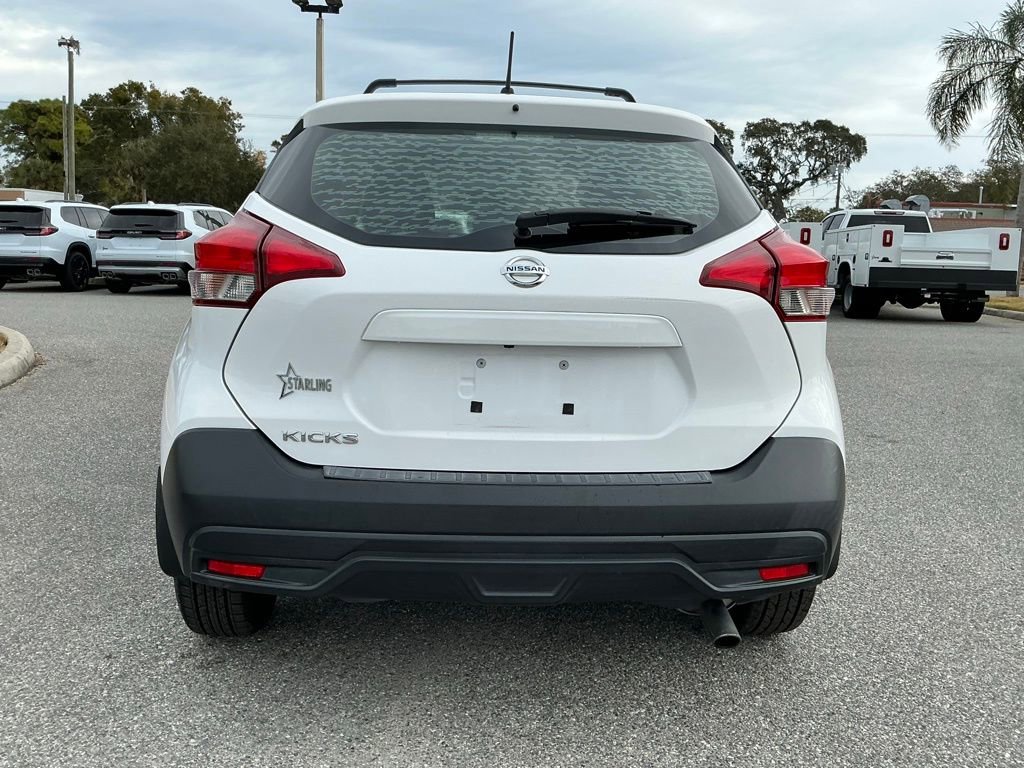 Used 2019 Nissan Kicks S w/ Exterior Package image 7