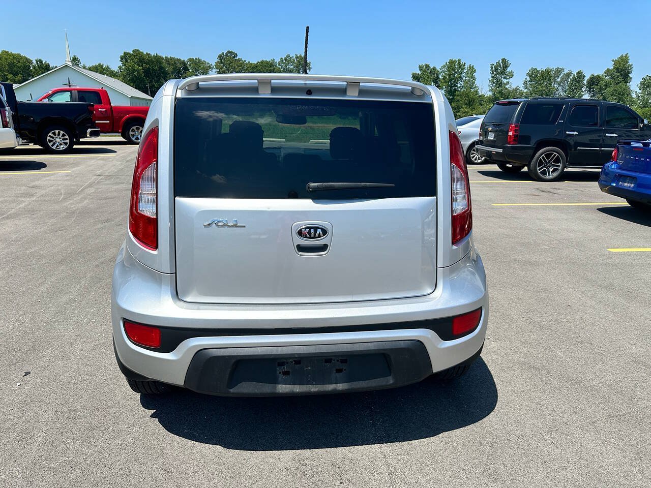 Used 2012 Kia Soul + FWD image 5