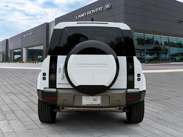 New 2026 Land Rover Defender 110 S AWD/4WD image 4